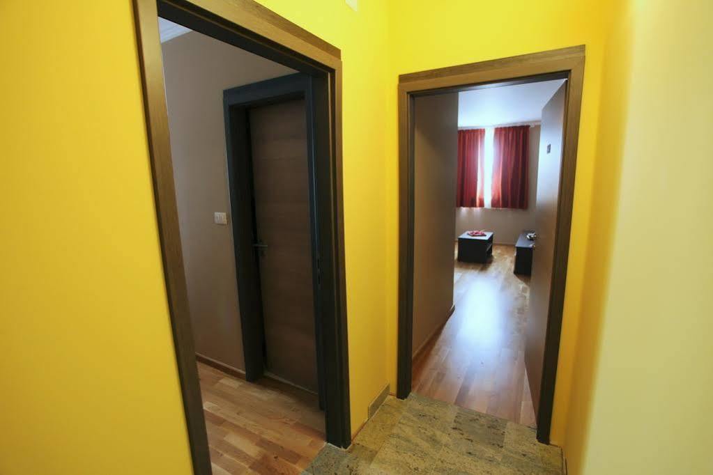 Hotel Sky ซาดาร์ ภายนอก รูปภาพ